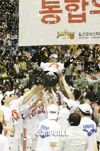 [KBL] 2009-2010 KCC 프로농구 챔피언결정전 '모비스 통합우승 이모저모'