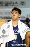 [KBL] 하승진 눈시울이 붉어지다