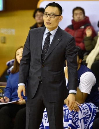 “장점 아닌 단점만 봤다” 전형수 감독대행의 패착