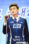 [JB포토] 중앙대 김국찬, 1라운드에 KCC에 지명