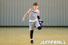 [JB포토] 스트레칭으로 몸을 풀고 있는 제주일도 초등학교 선수