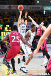 [JB화보] 창원 LG, 전주 KCC에 69-68로 역전승
