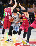 [JB화보] 창원 LG, 전주 KCC에 69-68로 역전승