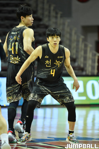 [기록] KGC 이재도, KBL 역대 12호 한 쿼터 자유투 10개 성공