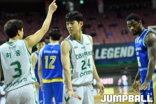 [JB화보] 서울 삼성, 77-72로 원주 DB에 승리