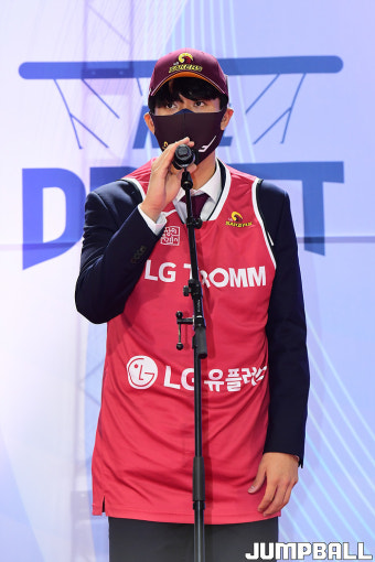 [JB포토] 2021 KBL 신인선수 드래프트, 1라운드 5순위 이승우