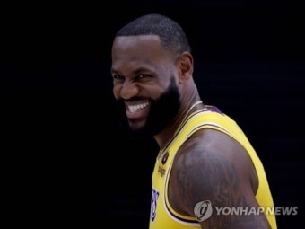 [NBA] 이것이 ‘프로 18년 차 내공’ 르브론 제임스 “기분 나빠하지 마”