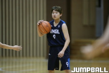 제33회 연맹회장기 전국남녀초등학교 농구대회 여초부 신길초교와 대신초교의 경기 화보