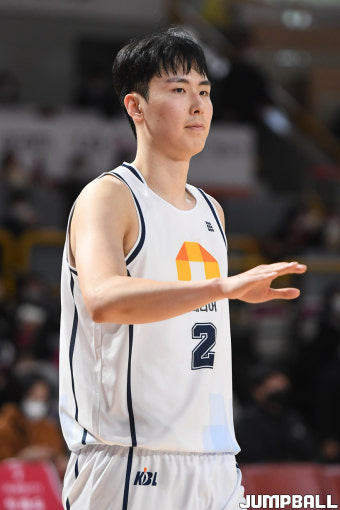 송교창, 컨디션 저하로 삼성전 결장…이근휘 등록