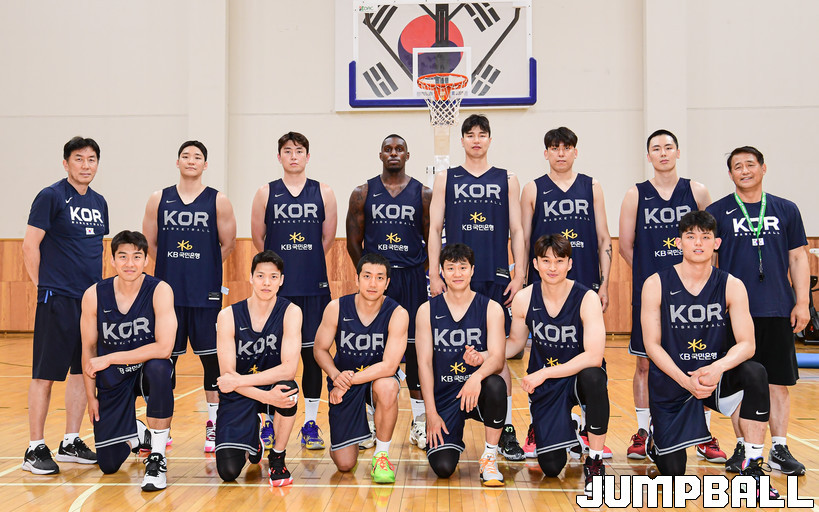 한국 농구대표팀, 아시아컵 첫 경기에서 호주에 대패… 61-97 점수 차로 패배