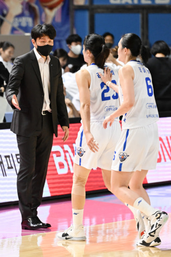 [게임브리핑] 김단비가 처음으로 인천을 찾은 날, 위성우 감독의 주문은?
