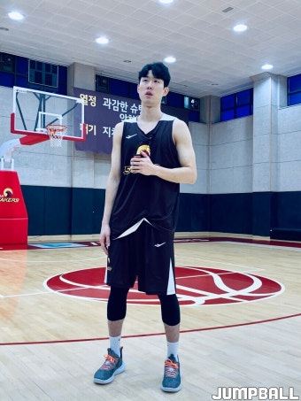 임동섭과 재회한 이관희-정희재-김준일, “신기하고 뭉클하다”