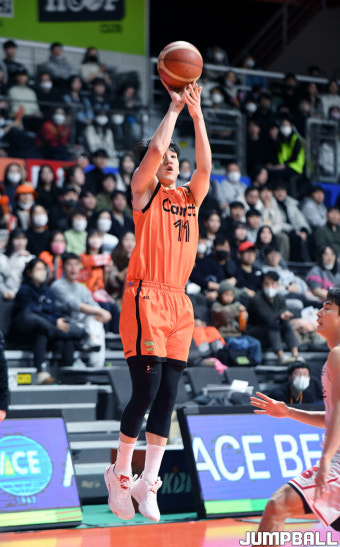 [JB화보] KGC, 캐롯에 82-65로 승리