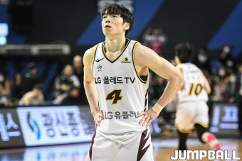 [JB화보] LG, 잠실에서 삼성에 77-76으로 승