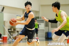 [JB포토] 리딩하는 한국가스공사 이원대