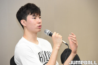 [JB포토] 이현중 'G리그에서 커리에게 조언 들은 이현중'