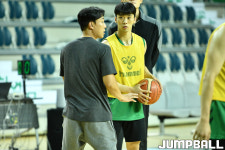 한상민 코치 특훈 아래 DB의 블루워커로 성장하는 이민석