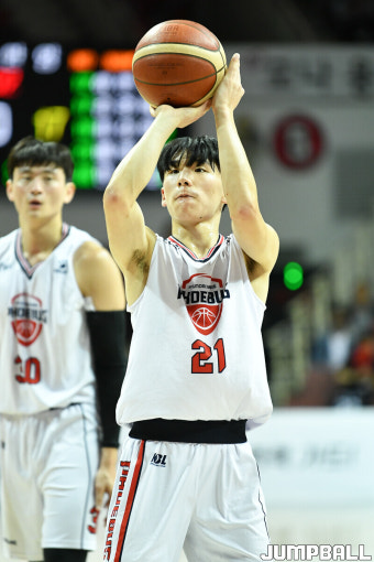 [JB화보] 울산 현대모비스, 86-75로 안양 정관장에 원정 승리
