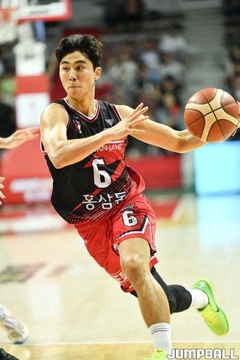 [JB화보] 울산 현대모비스, 86-75로 안양 정관장에 원정 승리