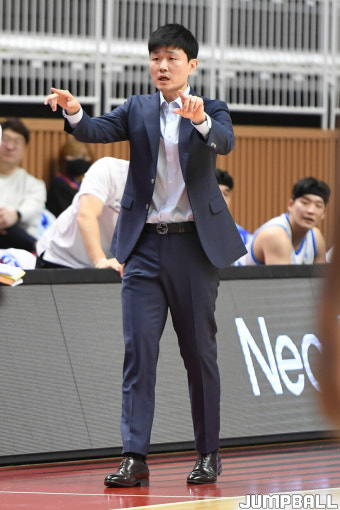 “한순간에 무너지면 안돼” 강혁 감독대행의 우려는 현실로