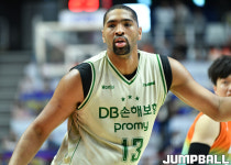 [JB화보] 수원 KT, 79-76으로 원주 DB에 승리