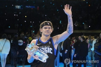 [NBA] “생각해 보겠다” 맥클렁, 역대 최초 덩크 콘테스트 3연패 도전?