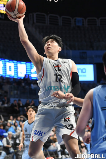 ‘4쿼터 7분간 11점’ 문정현의 완벽한 복귀, KT에 승리 안겨...소노는 8연패