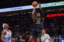 [NBA] ‘돌아온 커리 23점 맹활약’ GSW, NOP 제압하고 연패 탈출