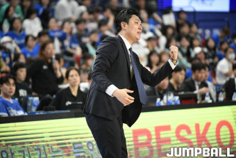 [6강 PO 화보] 허훈 35점 폭발 KT, 4강 PO까지 단 1승