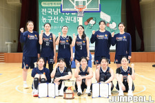 [80종별 포토] 김천시청 대회 공동 3위 단체 기념 사진 촬영