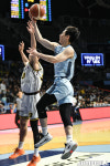 [화보] 이정현 20점 소노, 74-64로 LG에 홈승리