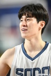 [화보] 나이트 이정현 40점 합작 소노, 77-67로 가스공사에 원정 승리