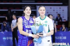 [JB화보] 하나은행, 우리은행 제압하고 1위 경쟁 이어가 (하나은행71-45우리은행)