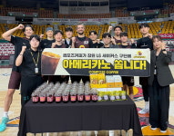 컴포즈커피 쏘겠다는 마레이의 농담, 컴포즈커피가 간식까지 쐈다