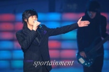 버즈 측, 민경훈 열애설은 사실 무근