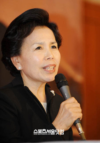'엘레지의 여왕' 이미자, 