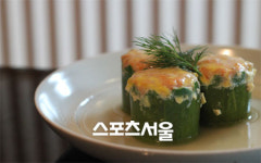 반가음식 전문 개량 한정식집 물동이