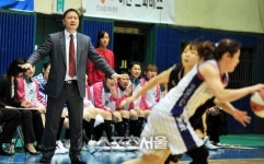[SS포토]정인교감독지윤아 이긴거 같으니 천천천히 해