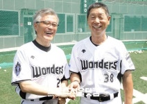 [SS포토]야신 김성근과 손잡은 문재인