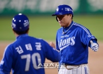[SS포토]이승엽, 선제타점 올렸습니다