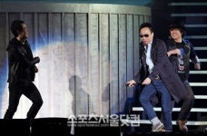 [SS포토]박명수, 겨울에 돌아온 바다의 왕자