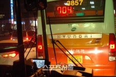 현장르포, 마산에서 진해부지까지 버스타고 가보니