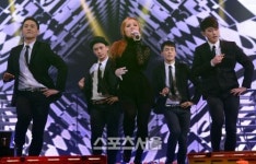 [서울가요대상]신인상 이하이,원 투 쓰리 포