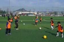 제2 손흥민 꿈꾼다…AFA, 축구 유망주 7명 최종 선발