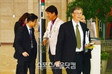 [SS포토]세 번째 방한 일정 마친 빌 게이츠