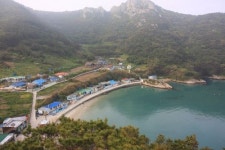 무인도 위기 영산도, 힐링 명품마을로 살아나다