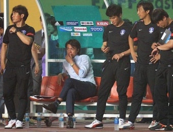 속공과 템포조절이 없다…홍명보호 또 무득점 왜?