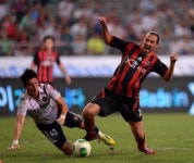 [SS포토]넘어지는 데얀 