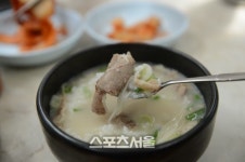 [고기박사 최계경의 육도락기행]송파 지역 설렁탕집의 명소 장털보 설렁탕.