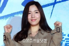 [SS포토]화영, 활기차게 파이팅!